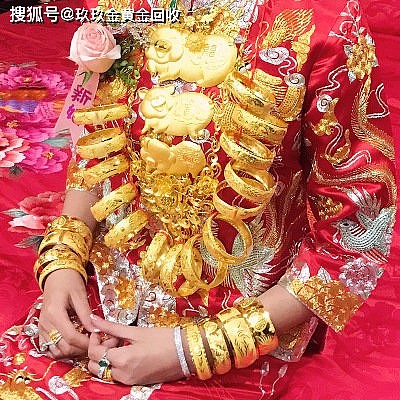 24小时黄金价格走势图【9-27】女子结婚两天被逼卖结婚首饰，婆婆··· - 3