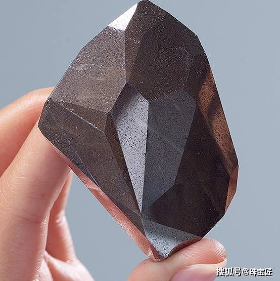 430万美元天价拍出！钻石中非主流的小众存在：黑钻 - 23