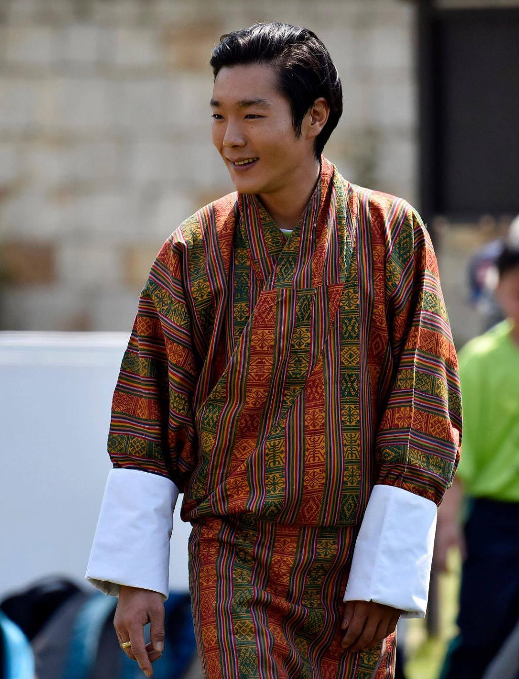 亚洲颜值天花板的不丹王室，一生爱一人的故事是真的吗 - 41