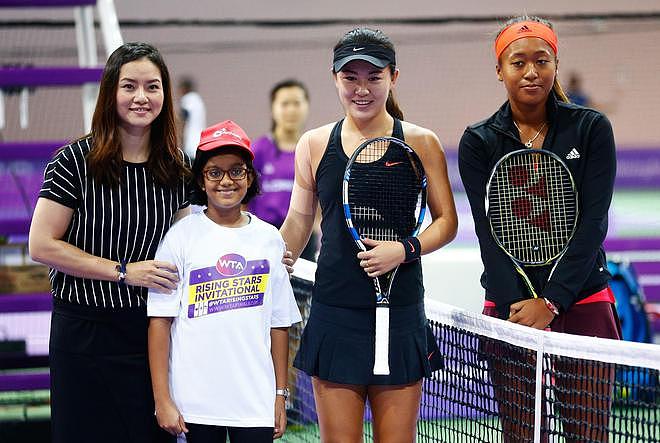 2015年，朱琳参加新加坡WTA“明日之星”总决赛与大坂直美对决，李娜受邀观赛。