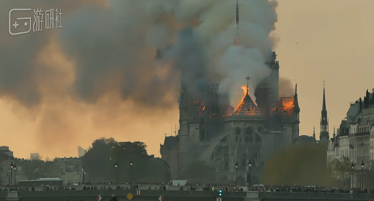 育碧正在开发VR游戏还原巴黎圣母院救火现场 - 3