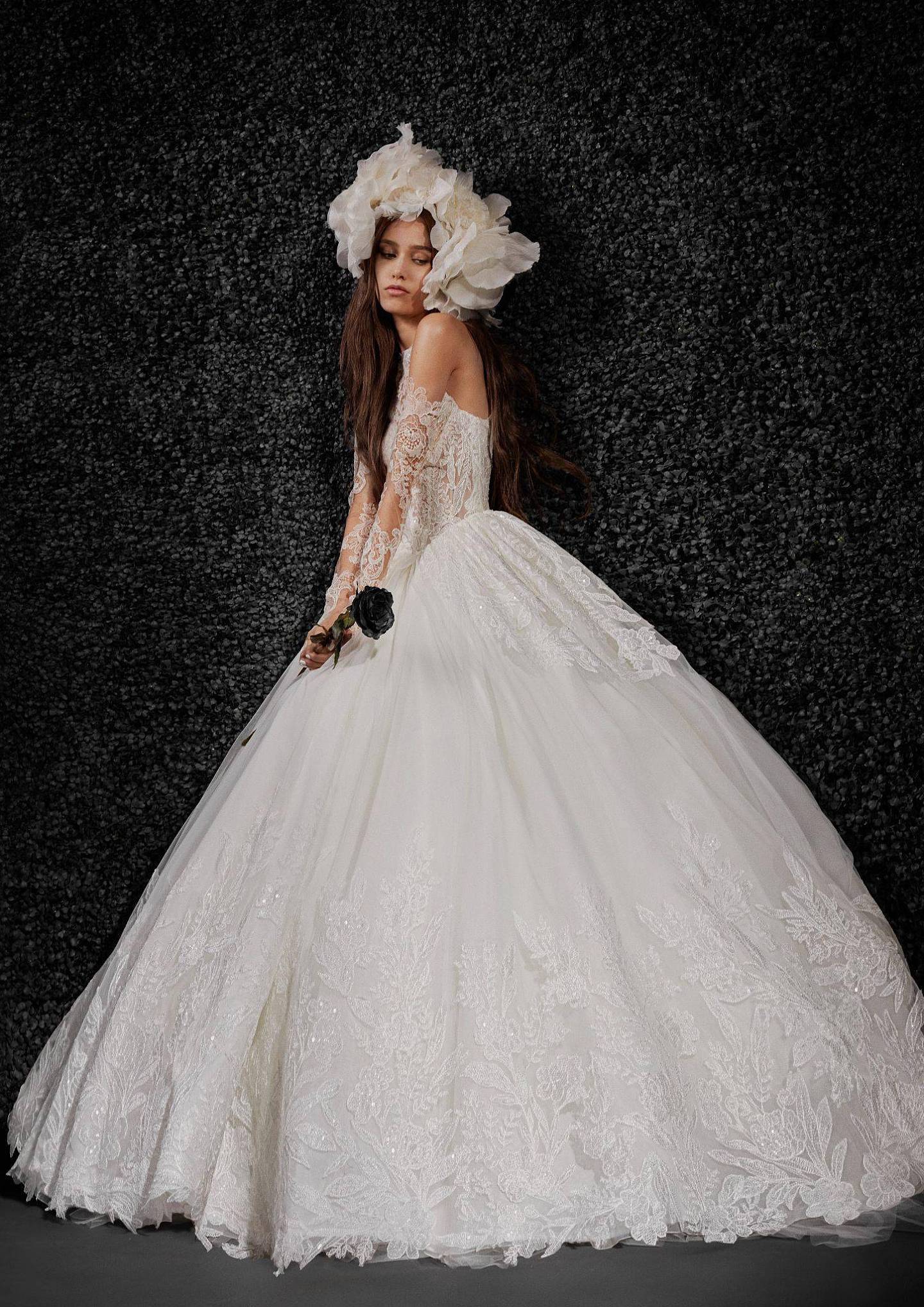 VERA WANG BRIDE和 PRONOVIAS 宝诺雅集团强强联手发布首个婚纱系列 - 2