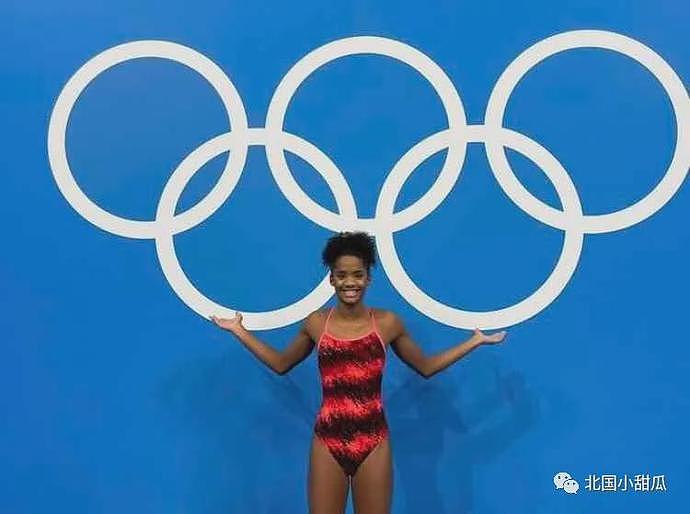 游泳选手竟只会狗刨! 非洲小伙差点淹死在奥运泳池 - 28