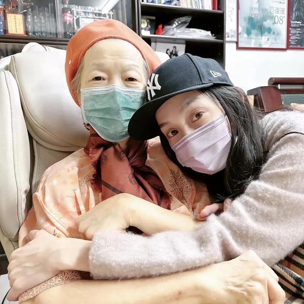歌手范玮琪母亲因病去世，一年多来已痛失三位至亲 - 2