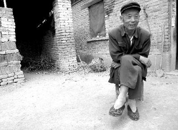 河南农民坐11年冤狱，出狱后用赔偿款投资权健被骗，后来生活怎样 - 7