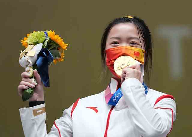 “00后”杨倩为中国代表团射下东京奥运会首金。