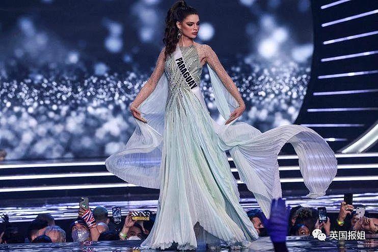 21 岁印度模特成环球小姐冠军！网友：我被美晕了！ - 33
