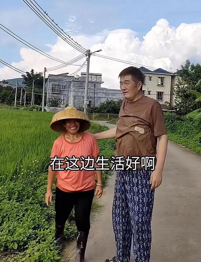 68 岁香港戏骨在浙江农村居住，住土砖房睡蚊帐 - 6