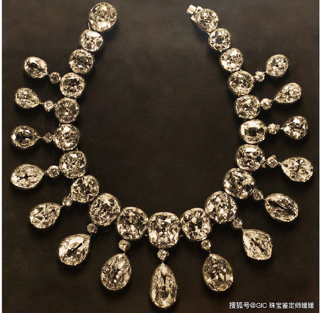 国王为收藏颁布保护令，沙皇的珍藏，才是比英王室更奢华的珠宝库 - 2