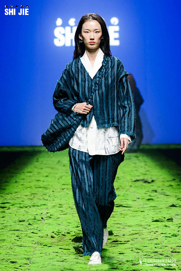 2023秋冬中国国际时装周 SHIJIE诗简·施杰