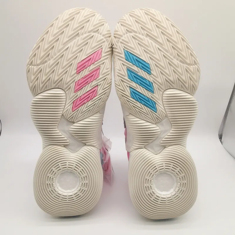 adidas发布Trae Young签名鞋款，棉花糖作为首发配色带来惊喜 - 10
