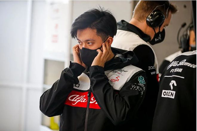 F1首秀在即 周冠宇:既然我成为首位参赛的中国车手 那么我希望能继续为国争光 - 3