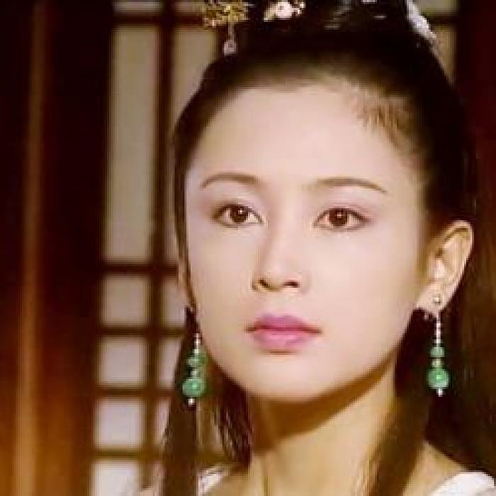 她既是89《红楼梦》中的紫鹃，也是94版《三国演义》中的最美貂蝉 - 4
