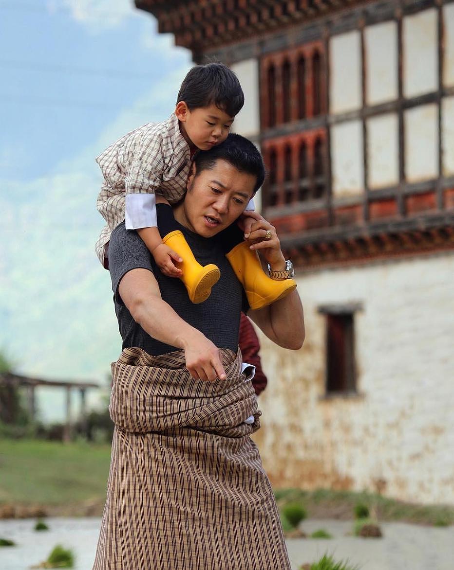 亚洲颜值天花板的不丹王室，一生爱一人的故事是真的吗 - 89