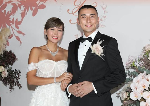 双喜临门！37岁洪永城六星级酒店办婚礼，激动宣布妻子怀孕4个月 - 11