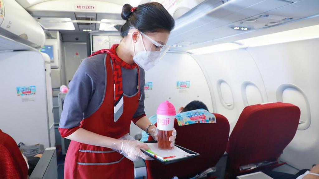 飞机上喝杯网红柠檬茶，湖南航空正打造万米高空“找茶”计划 - 1