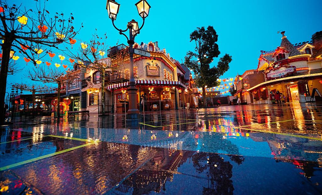 上海迪士尼度假区将部分开放，头部主题乐园希望抓住暑期出游季 - 1