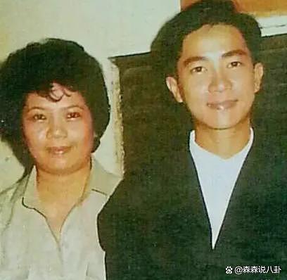 陈百强妈妈姚喜莲因肺癌去世享年 85 岁，将运回香港与儿子同葬一地 - 1