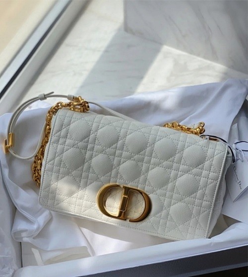 Dior Caro包，背上就不想放手的奢侈品包 - 4
