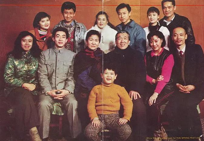 雪藏 7 年，刚上映又被禁，不愧是内地第一「成人片」 - 3