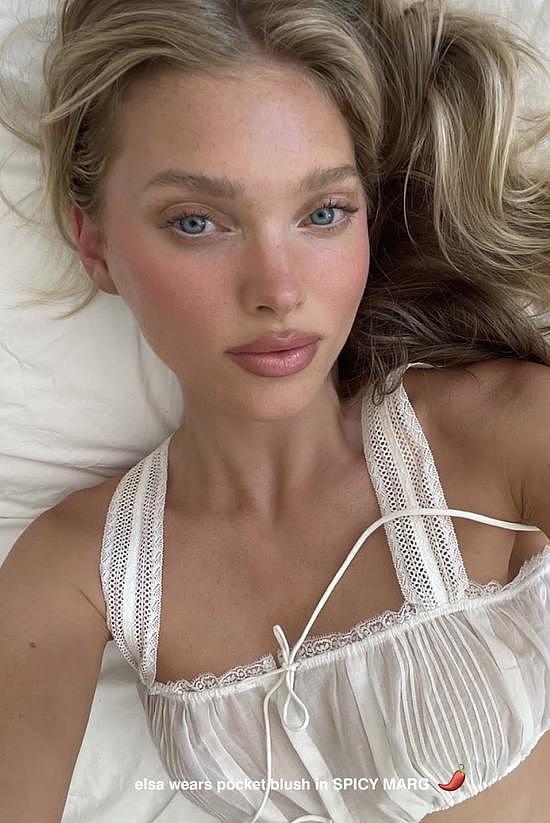 Elsa Hosk in rhode