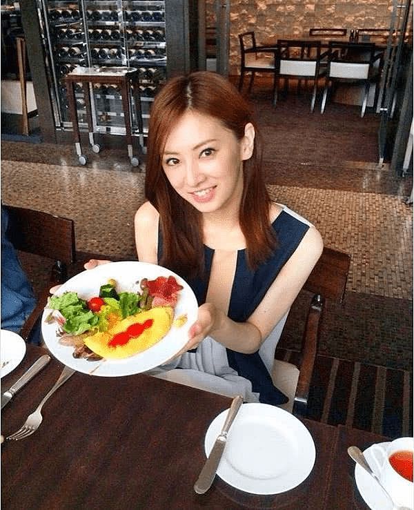 日本演员北川景子，34岁还是那个可盐可甜的美少女，保养秘籍是啥 - 6