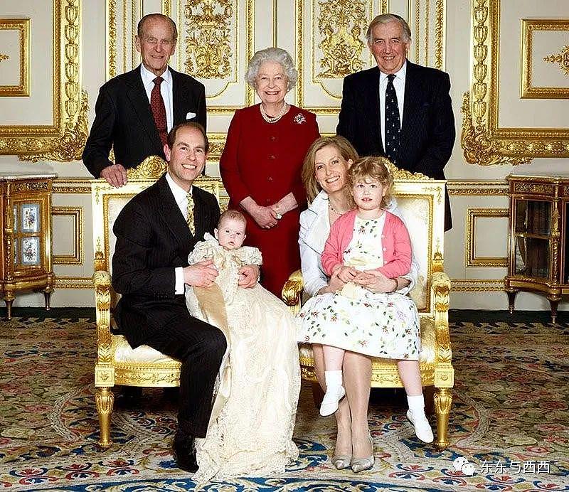 英国王室新一代颜值担当出圈了，这对姐弟低调显贵 - 38