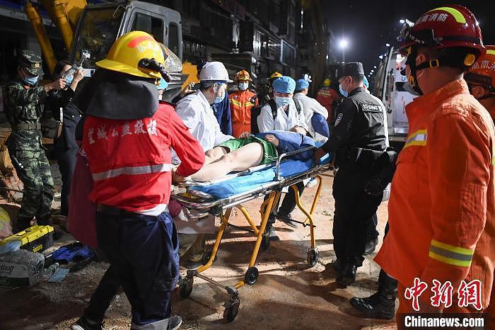 从发现到救出被困者用 26 小时，长沙自建房倒塌现场救援为何如此艰难 - 3