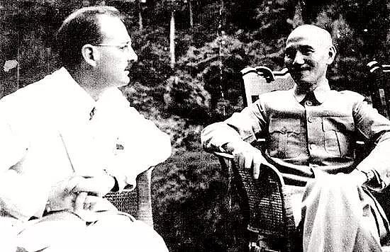 蒋介石的美国顾问，曾提议将裕仁天皇流放中国 - 9