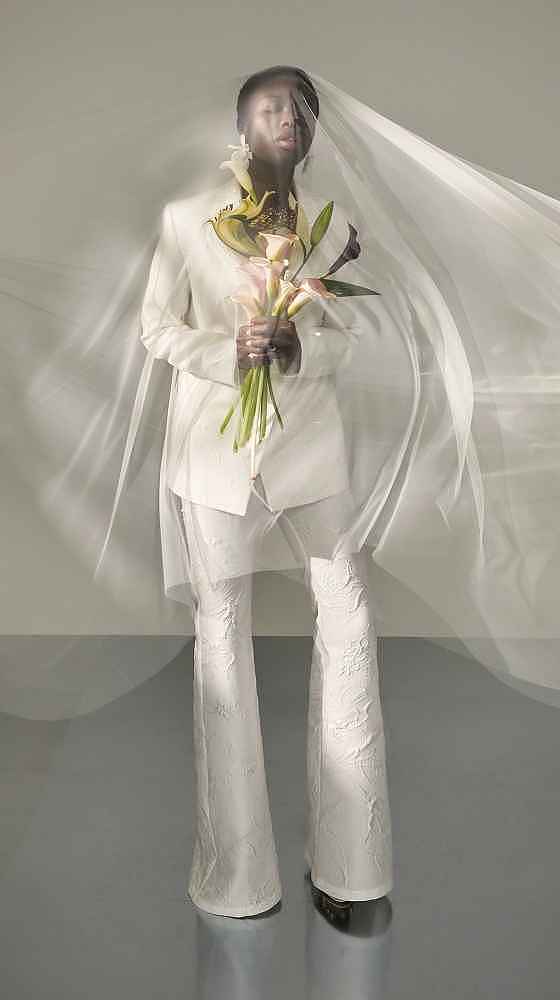 In Full Bloom：德国婚纱Kaviar Gauche全新系列，让婚服不只梦幻且充满个性 - 13