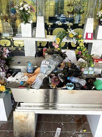长崎原子弹遇难者追悼地现“烤肉”痕迹，一男子涉嫌“不敬罪”被捕 - 3