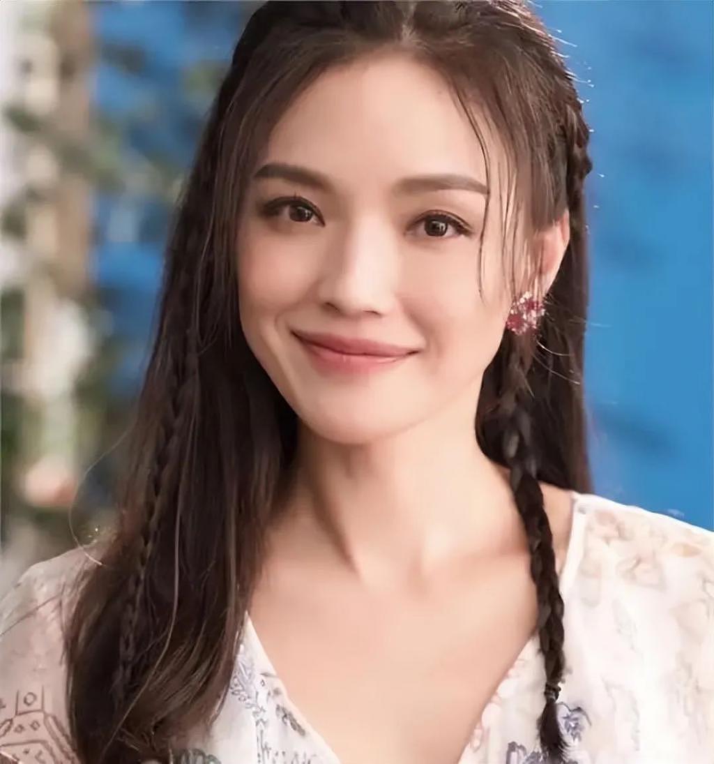 香港娱乐圈的第二眼美女，有人拉低 TVB 颜值 - 25