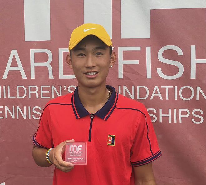 16岁商竣程追平纳达尔纪录 连续三站成年网球赛夺冠