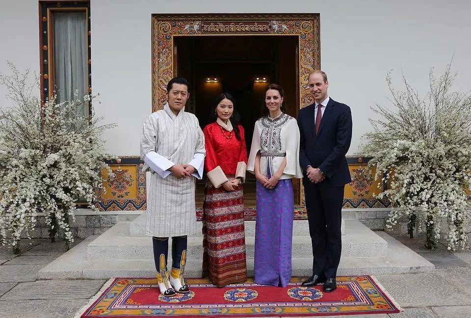 亚洲颜值天花板的不丹王室，一生爱一人的故事是真的吗 - 126