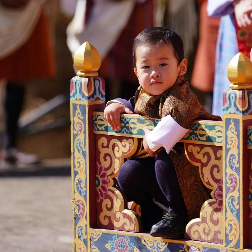 亚洲颜值天花板的不丹王室，一生爱一人的故事是真的吗 - 101