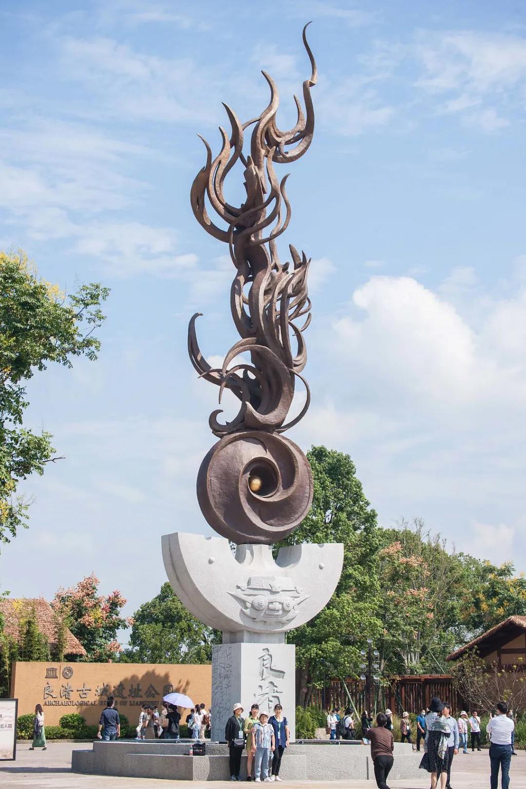 韩美林设计，良渚国家遗址考古公园的标志雕塑惊艳亮相 - 2