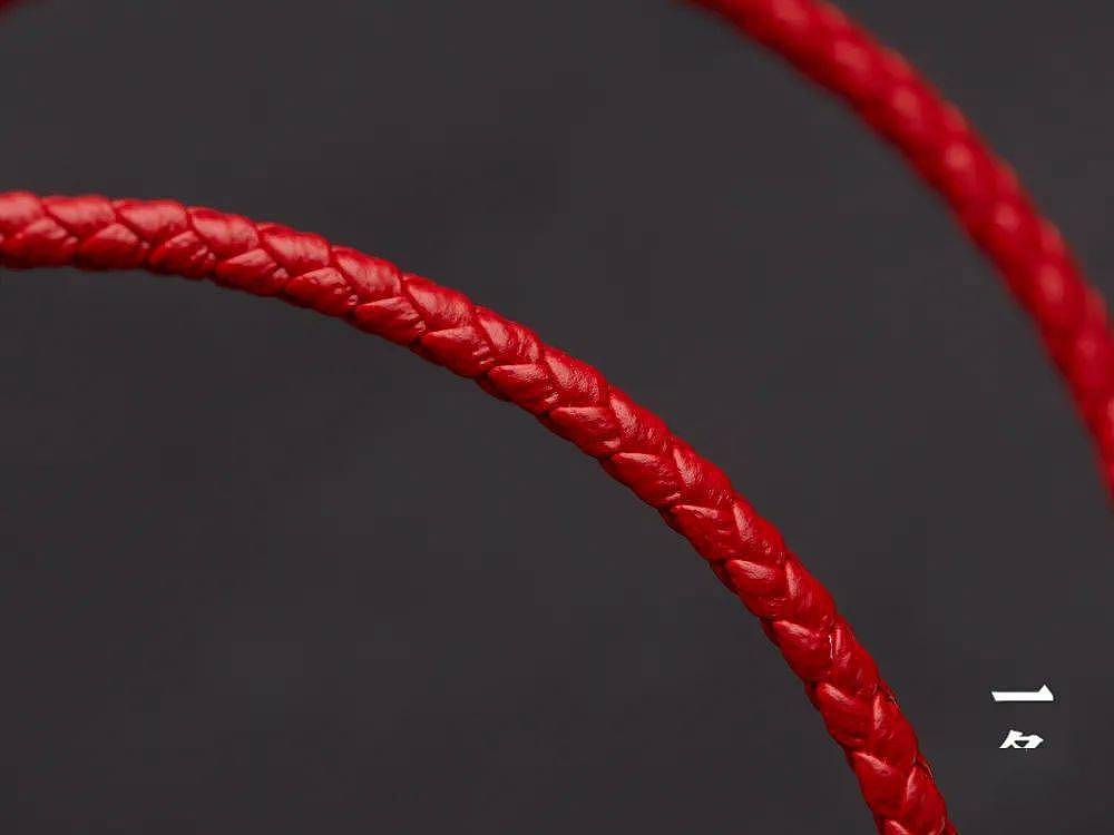 大英博物馆“网红藏品”，化身“足金萌猫”红绳，有趣又时髦 - 13