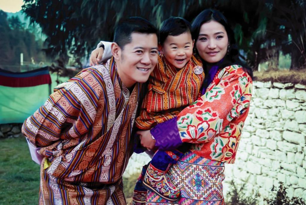 亚洲颜值天花板的不丹王室，一生爱一人的故事是真的吗 - 91