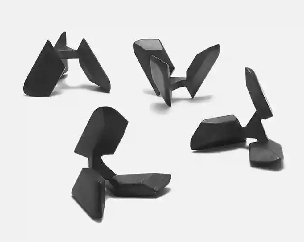 纽约设计师设计的金属拼图魔块，由四块完全相同的不锈钢组成！ - 13