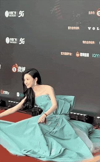 北京这场红毯：张天爱性感，娜扎被营销连累，马伊琍地位不低 - 3