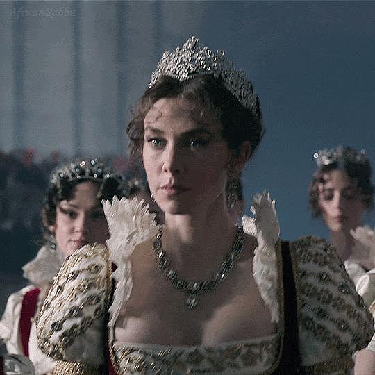 她让法国皇帝着迷，雪白娇嫩气质佳，连女人也觉得性感 - 5
