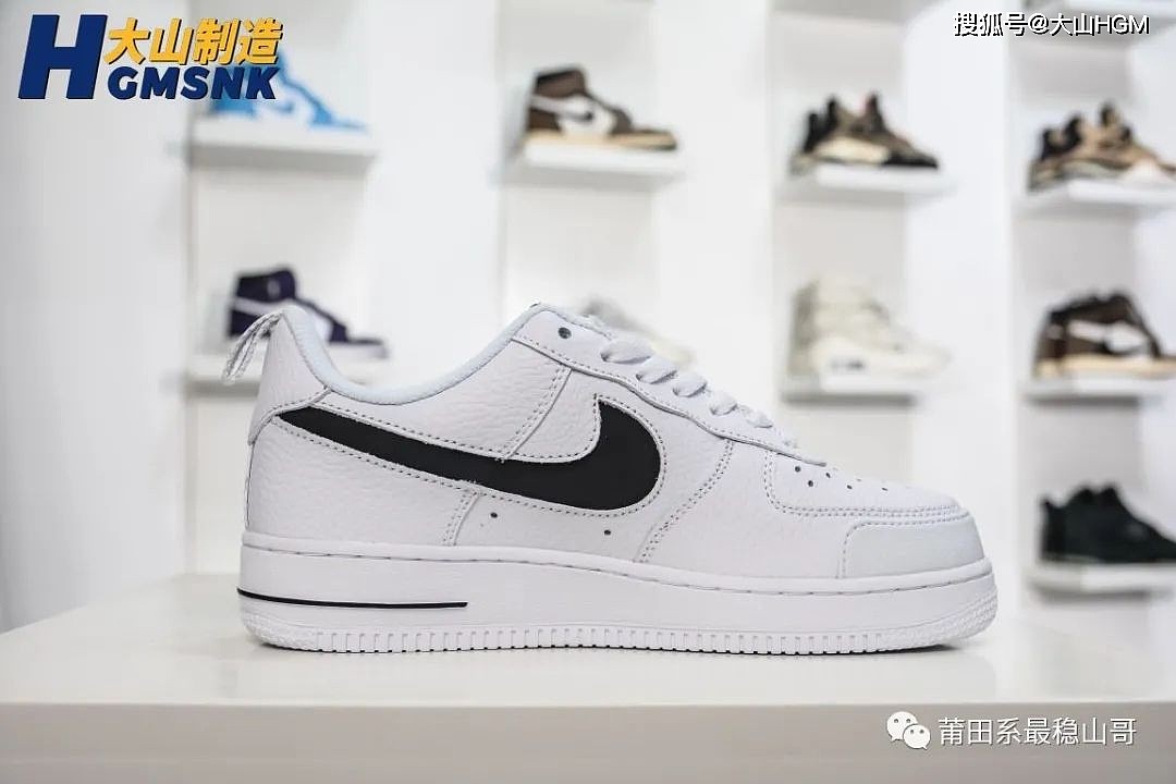 耐克Nike Air Force 1 Premium“白黑反光”空军一号侧面板鞋货号：CV3039-105 - 3