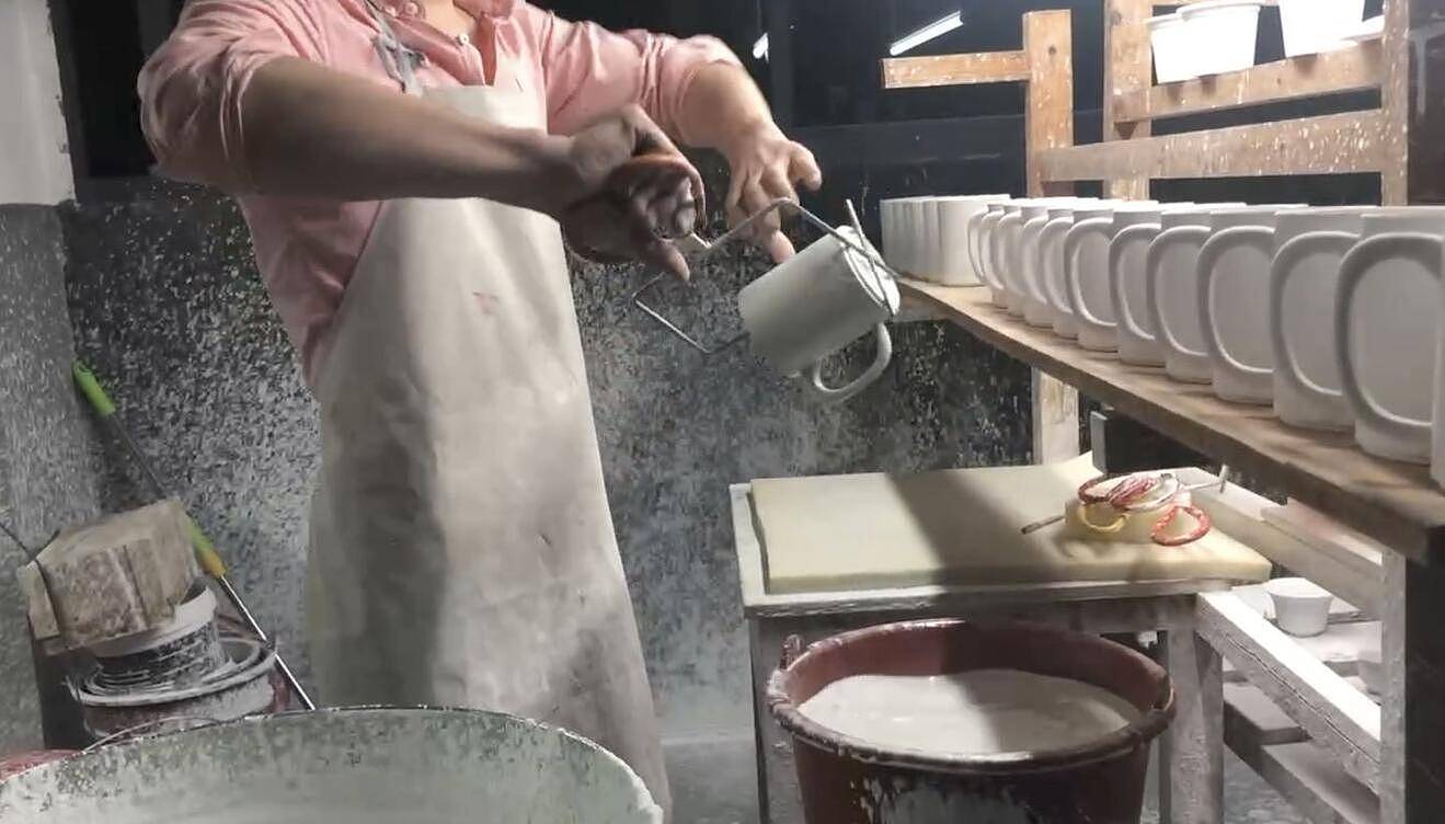 意叁茶器生活馆：窑变红釉手工拉胚斗笠盏茶杯，优美器型且耐看 - 5