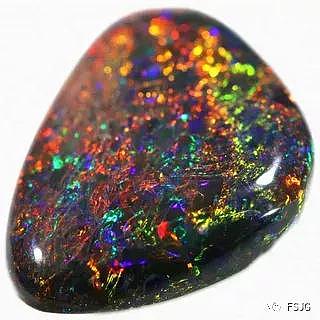 十月生辰石 | 它拥有着世间最绚丽的色彩，它像是星辰大海更像是极光川流 - 11