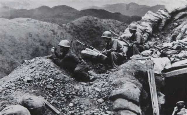 法卡山血战：13000名越军发起自杀式反扑，此后不敢再大规模冲锋 - 6