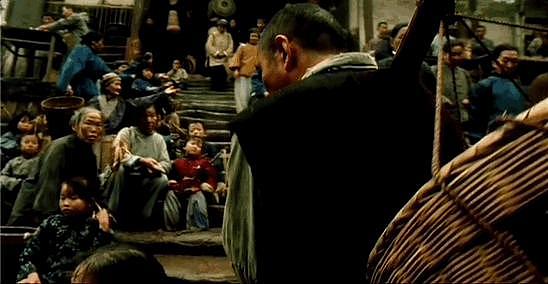 雪藏 7 年，刚上映又被禁，不愧是内地第一「成人片」 - 24