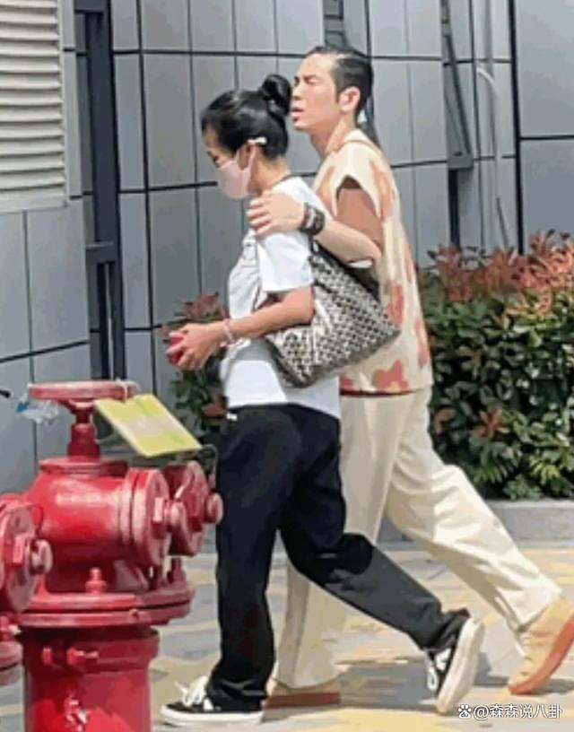 萧敬腾未婚妻被曝怀孕后首晒自拍，50 岁冻龄有术并未否认 - 8