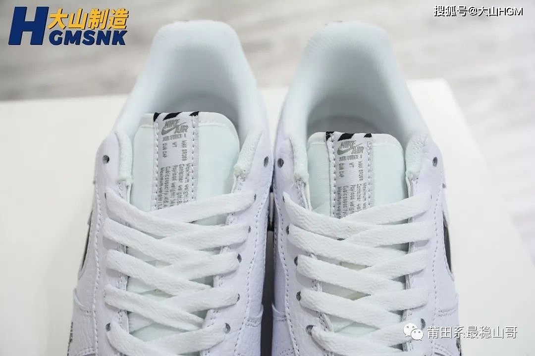 耐克Nike Air Force 1 Premium“白黑反光”空军一号侧面板鞋货号：CV3039-105 - 9