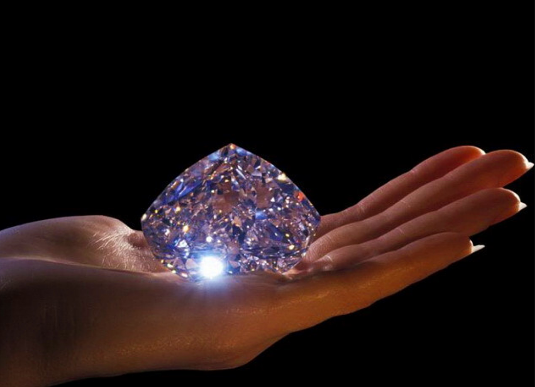 山东姑娘于1977年捡到特大钻石，足有158克拉，它是怎么形成的？ - 5