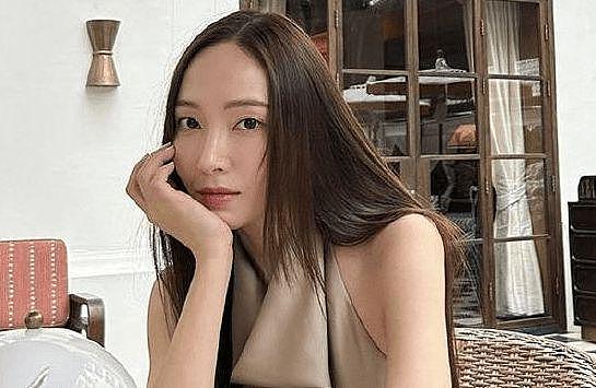 郑秀妍品牌店铺被强行清退 屡次拖欠房租被起诉 - 1